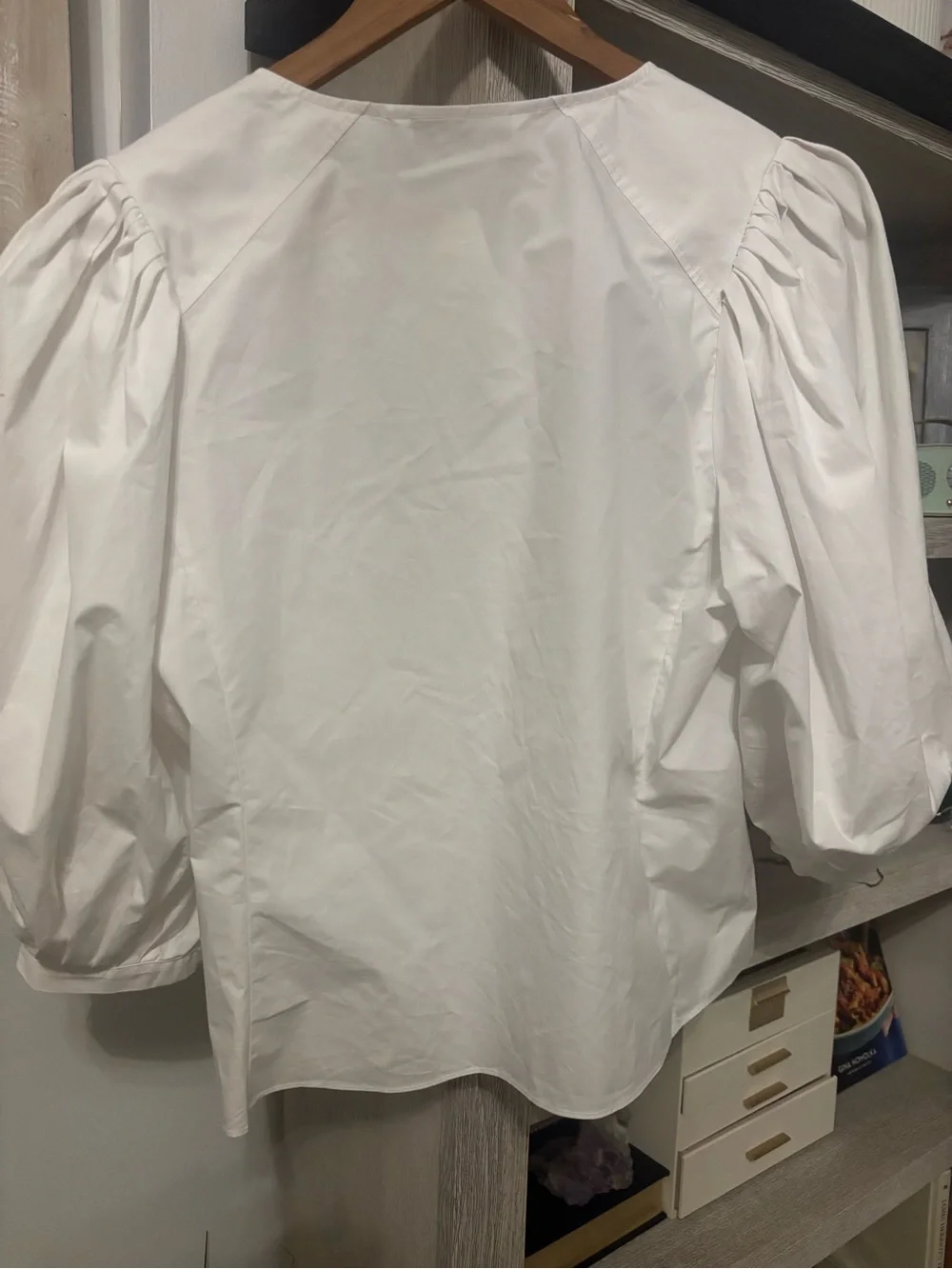Zara elegant white